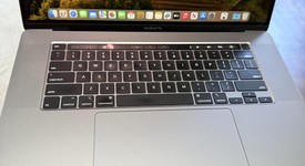 Good
													MacBook Pro 2019 - 16" - I7, Gray, 512 GB, 16 GB, photo 3 of 5