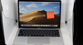 Good
													MacBook Pro 2018 (With Touch Bar) - 13" - I7, Silver, 512 GB, 16 GB, photo 1 of 9