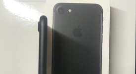 Mint
													Apple iPhone 7 - Metro by T-Mobile, Black, 32 GB, A1660, photo 3 of 6