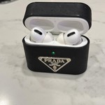 Used Apple AirPods Pro - MagSafe Case