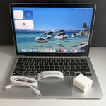 Good MacBook Air 2020 - 13 inch - 256 GB, Silver, 8 GB, Apple M1