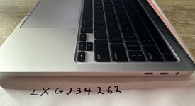 Mint
													MacBook Pro 2020 - 13" - I5, Silver, 512 GB, 16 GB, photo 5 of 9