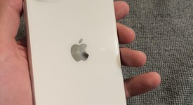 Mint
													Apple iPhone 11 - Unlocked, White, 64 GB, A2111, photo 3 of 7