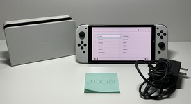 Fair
													Nintendo Switch - OLED - White, 64 GB, photo 1 of 12