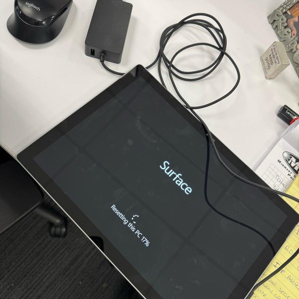 Microsoft Surface Pro 4 - 12.3 Inch - Wi-Fi, 256 GB, Silver, 8 GB