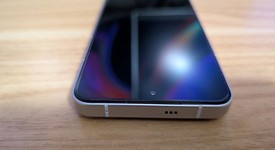 Mint
													Nothing Phone (3) - Unlocked, White, 512 GB, 16 GB, photo 5 of 8