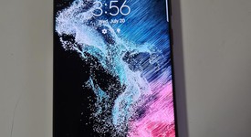 Good
													Samsung Galaxy S22 Ultra - AT&T, Burgundy, 512 GB, 12 GB, SM-S908U, photo 1 of 13