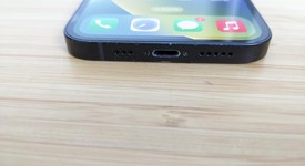 Fair
													Apple iPhone 12 - Unlocked, Black, 128 GB, A2172, photo 4 of 20