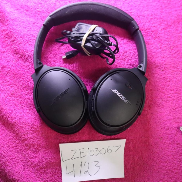 Bose QuietComfort Headphones - Black