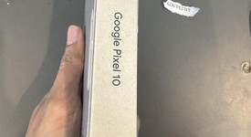 New
													Google Pixel 10 - Unlocked, Obsidian, 128 GB, GLBW0, photo 3 of 4