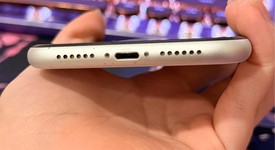 Good
													Apple iPhone Xr - Unlocked, White, 64 GB, A1984, photo 5 of 6