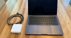 Good
													MacBook Pro Late 2023 (M3) - 14" - Apple M3 Pro 12-core, Black, 1 TB, 18 GB, 18-core GPU, photo 2 of 8