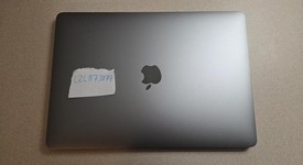 Good
													MacBook Pro 2020 - 13" - Apple M1, Gray, 512 GB, 8 GB, photo 2 of 8