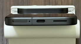 Mint
													Google Pixel 9 - Unlocked, Obsidian, 128 GB, 12 GB, G2YBB, photo 5 of 8