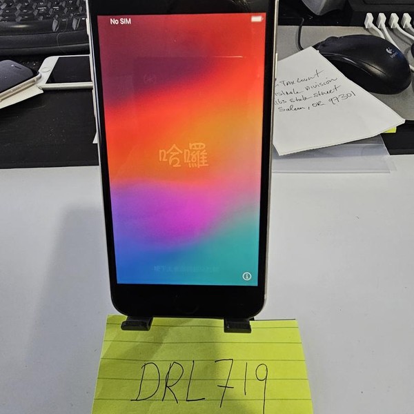 Apple iPhone SE 2nd Gen 2020 - Unlocked, 64 GB, White, A2275