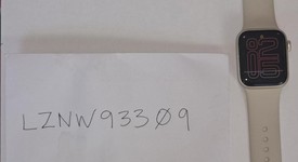 Mint
													Apple Watch SE 2nd Gen 40mm - Starlight, A2722 - GPS, Aluminum, photo 3 of 16