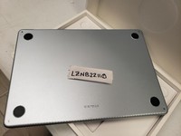 MacBook Air 2025 (M4) - 13"