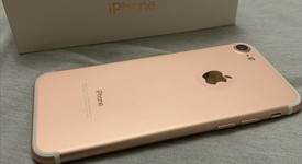 Good
													Apple iPhone 7 - Sprint, Rose Gold, 32 GB, A1660, photo 3 of 18