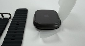 Mint
													Apple Watch Ultra 3 49mm - Unlocked, Black, A3281, photo 4 of 10