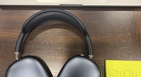 Used
													Apple AirPods Max USB-C - Midnight, photo 2 of 6