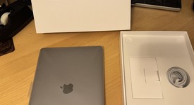 Good
													MacBook Air 2020 - 13" - Apple M1, Gray, 256 GB, 8 GB, photo 4 of 17