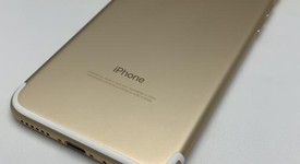 Mint
													Apple iPhone 7 - Unlocked, Gold, 128 GB, A1660, photo 4 of 8