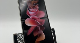 Mint
													Samsung Galaxy Z Flip3 5G - AT&T, Cream, 256 GB, 8 GB, SM-F711U, photo 1 of 5