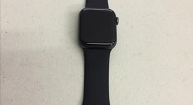 Good
													Apple Watch Series 4 40mm - Unlocked, Gray, A1975 - Cellular, Aluminum, photo 1 of 5