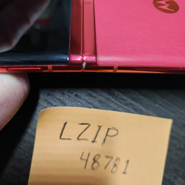 Motorola Razr Plus (2023) - Unlocked, 256 GB, Magenta, 8 GB