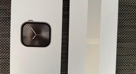 Mint
													Apple Watch Series 10 46mm - Unlocked, Natural, A3003 - Cellular, Titanium, photo 3 of 16