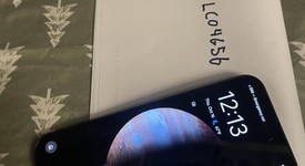 Mint
													Google Pixel 9 - Verizon, Obsidian, 128 GB, 12 GB, G2YBB, photo 4 of 9