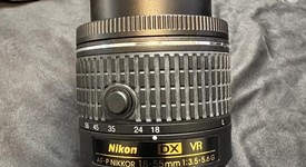 Good
													Nikon 18-55mm f/3.5 - 5.6G VR AF-P DX Nikkor, photo 2 of 5