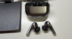 Used
													Samsung Galaxy Buds3 Pro - Silver, photo 5 of 10