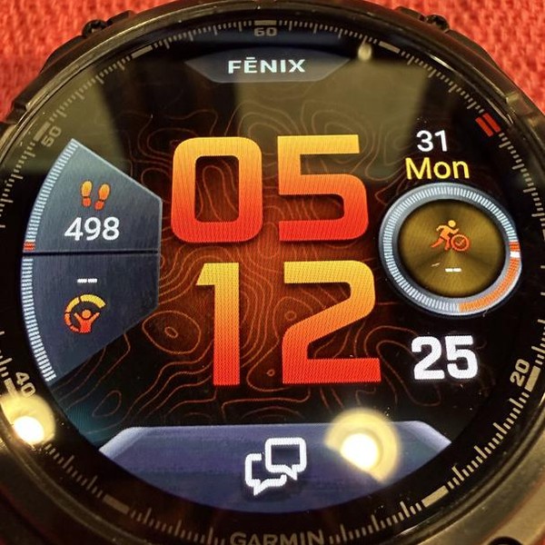 Garmin Fenix 8 - Titanium, AMOLED