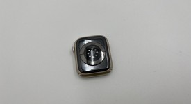 Mint
													Apple Watch Series 8 45mm - Unlocked, Starlight, A2774 - Cellular, Aluminum, photo 4 of 5
