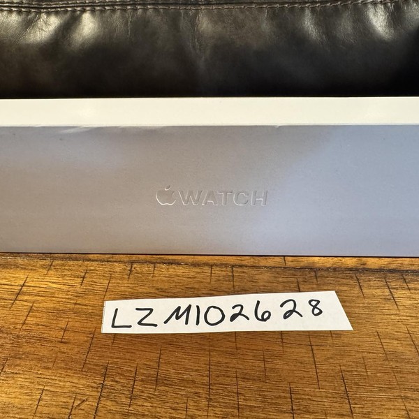 Apple Watch Series 11 42mm - Jet Black, A3331 - GPS, Aluminum