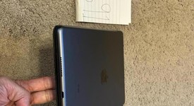 Mint
													Apple iPad Air 3rd Gen - Wi-Fi, Gray, 64 GB, photo 4 of 6