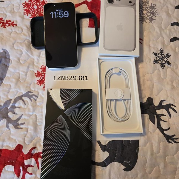 Apple iPhone 17 Pro Max - Unlocked, 1 TB, Silver, A3257