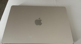 Mint
													MacBook Air 2022 - 13" - Apple M2, Starlight, 256 GB, 8 GB, photo 1 of 8