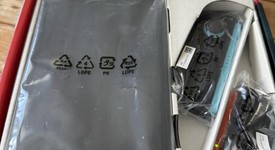 Mint
													Nintendo Switch 2 - Red & Blue, Standard, photo 4 of 5