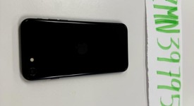 Mint
													Apple iPhone SE 3rd Gen 2022 - Unlocked, Midnight, 64 GB, A2595, photo 3 of 7