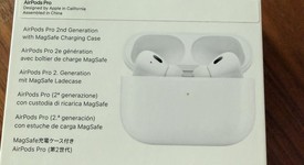 Used
													Apple AirPods Pro 2 - Lightning, photo 4 of 8