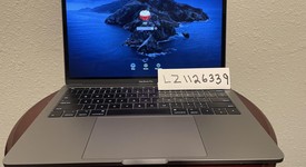 Good
													MacBook Pro 2017 (No Touch Bar) - 13" - I7, Gray, 128 GB, 16 GB, photo 1 of 7