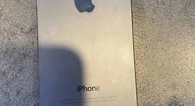 Good
													Apple iPhone 5 - Unlocked, Black, 16 GB, A1428, photo 4 of 4