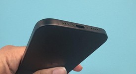 Mint
													Apple iPhone 15 - Unlocked, Black, 256 GB, A2846, photo 6 of 6