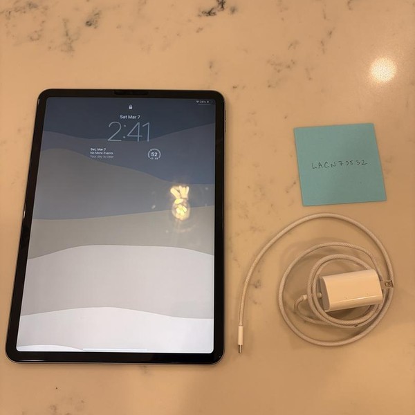 Apple iPad Pro 11 inch 3rd Gen 2021 - Wi-Fi, 128 GB, Silver