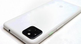 Good
													Google Pixel 4a 5G - Unlocked, White, 128 GB, 6 GB, G025E, photo 5 of 8