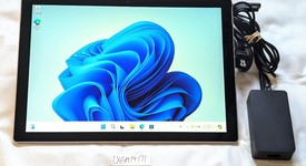 Good
													Microsoft Surface Pro 6 - Wi-Fi, Silver, 128 GB, 8 GB, photo 1 of 7