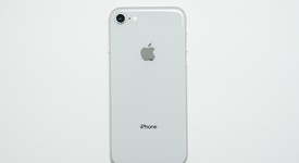 Good
													Apple iPhone 8 - Unlocked, Silver, 64 GB, A1863, photo 3 of 8
