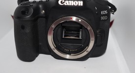 Good
													Canon EOS 90D, photo 2 of 17